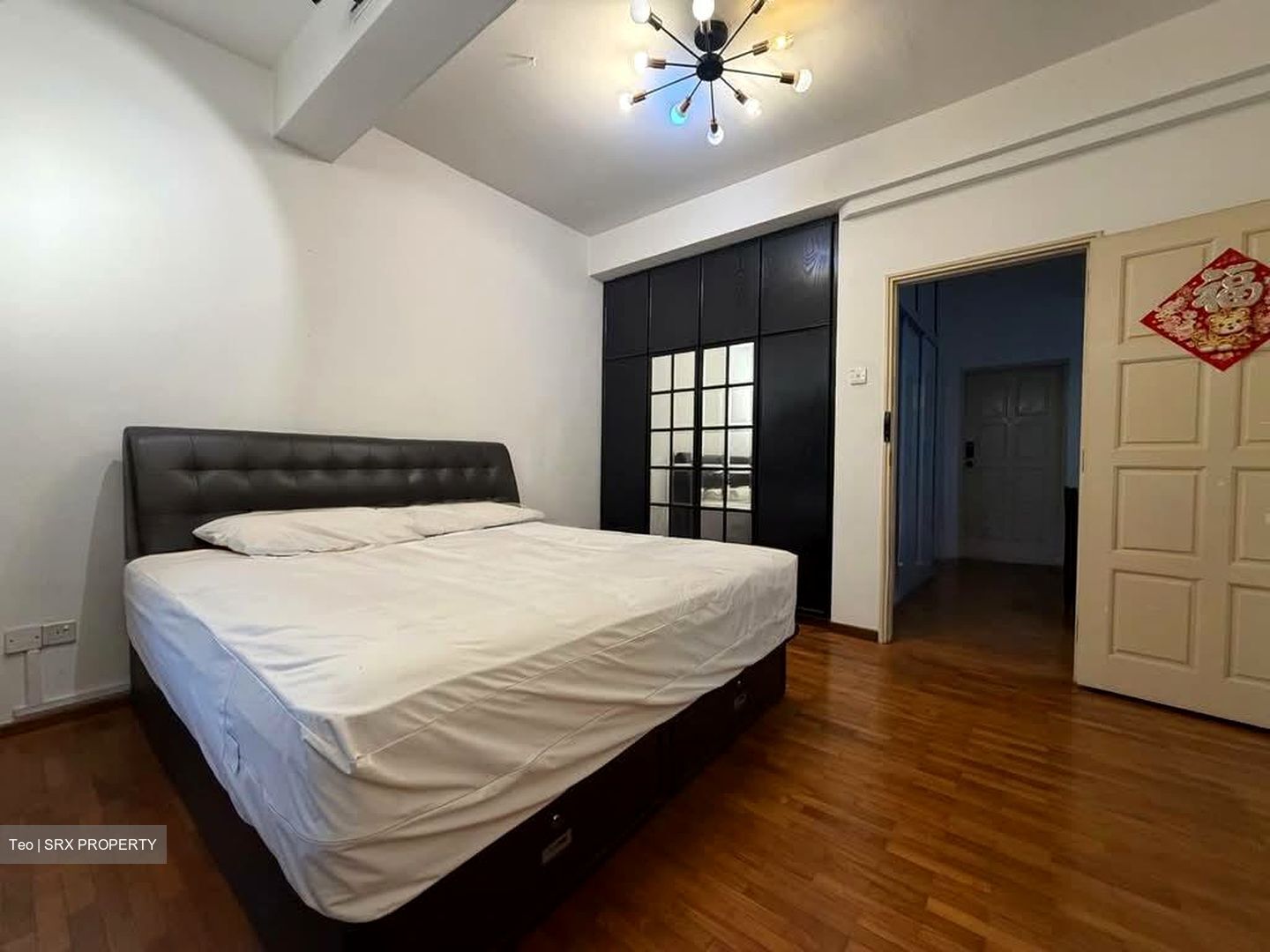 Chelsea Village (D5), Terrace #577637041